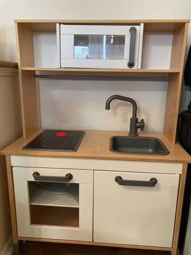 Kids play kitchen