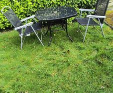 Garden Table +2 Chairs