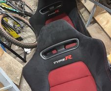 type r seats