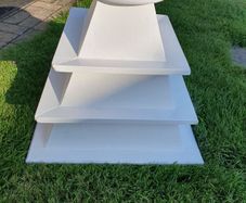 Cake/Cupcake Stand for Hire