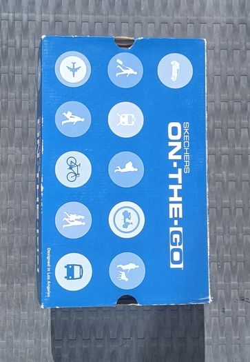 Skechers