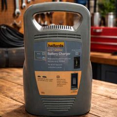 Halfords 12V Battery Charger up to 1200cc