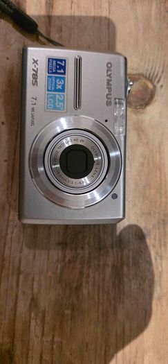 Olympus x-785 digital camera