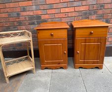 Bedside lockers