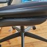 Swivel Chair Image 5