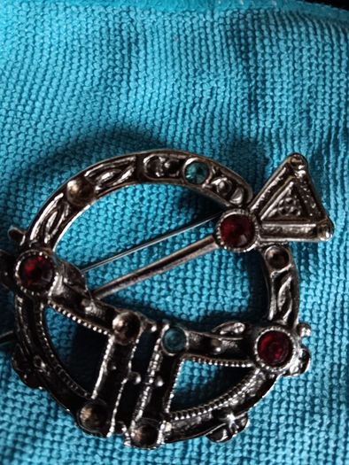 Vintage brooches