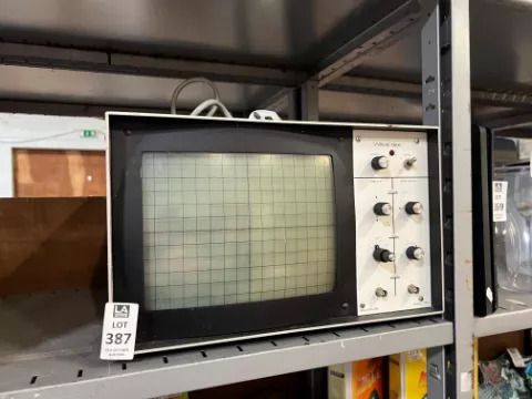 Vintage Wavetek 1901 c   oscilloscope .