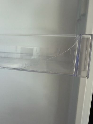 Whirlpool integrated fridge/ freezer