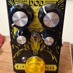Fuzz Guitar Pedal - Digitech DOD Carcosa Fuzz