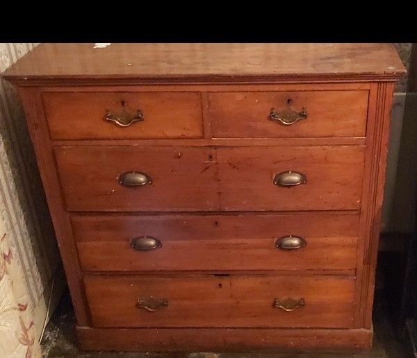 Antique Chest of Drawers