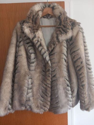 Faux Fur Vintage Stlye Jacket