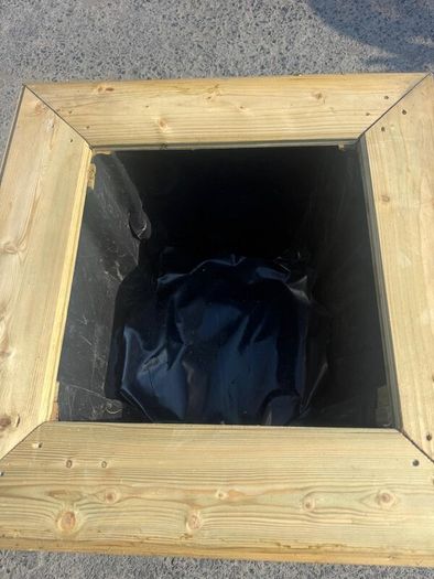 Square planter