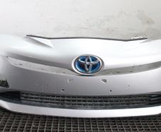 Toyota Prius 2017 Silver bumpers