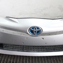Toyota Prius 2017 Silver bumpers
