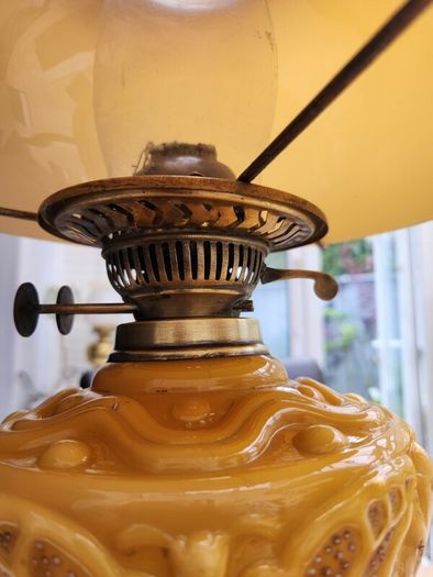 Two working oil lamps