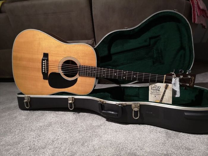 Martin D-28 2004 Mint