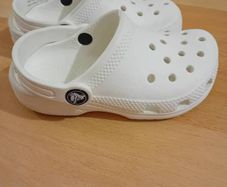 Crocs Size C9