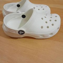 Crocs Size C9