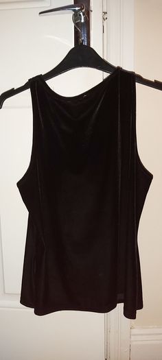 Ladies velour top