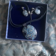 costume jewlery