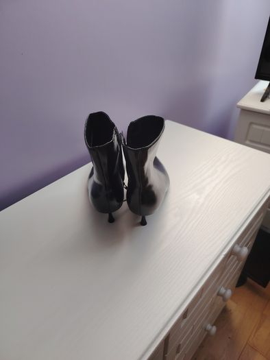 NEW  Women's Shoes