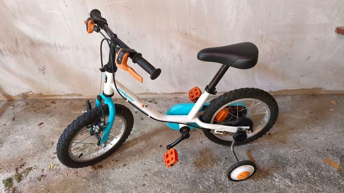 14" Kids / Childrens Bike
