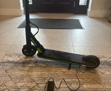 Electric e-scooter