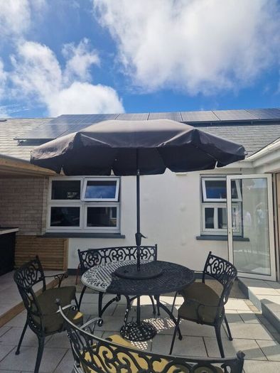 Aluminium table and chairs