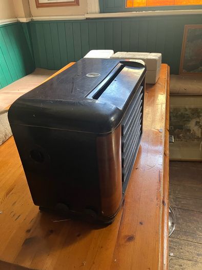 art deco style radio