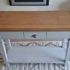 Side Board