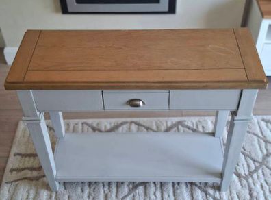 Side Board