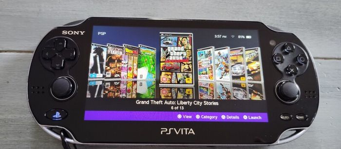 Psvita 1004 Oled Modded Henkaku 128gb Original Charger Excellent
