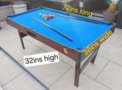 Pool table