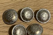 5 Vintage Buttons