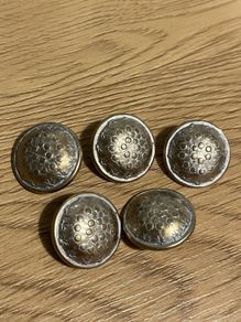 5 Vintage Buttons