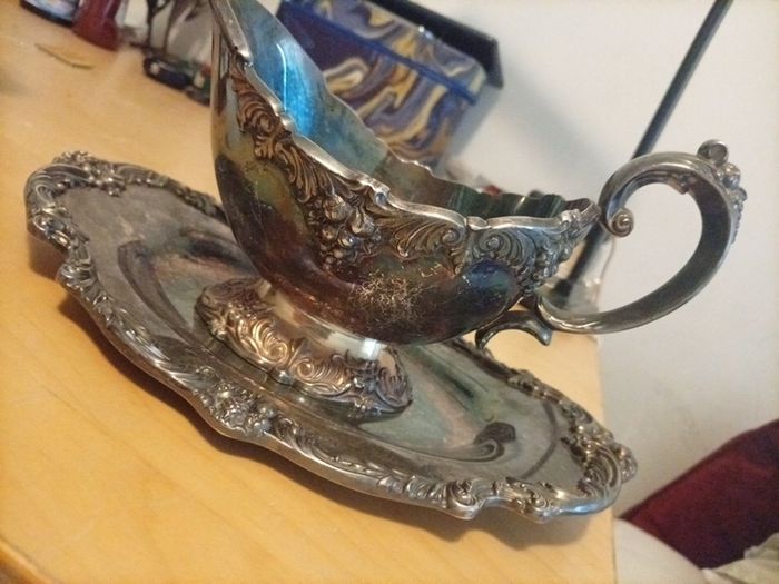 Reed&Barton silver p. Gravy Boat / Sauce Boat with Attached Underplate