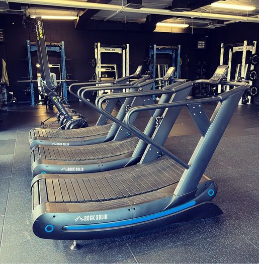Curve treadmill (new commercial)
