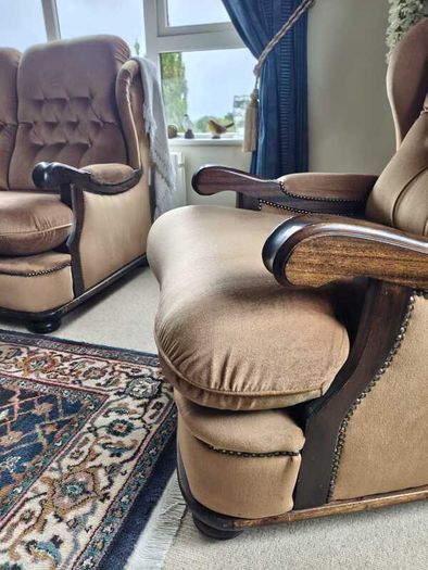 3-Piece Sofa Suite- High Quality, Excellent Condition