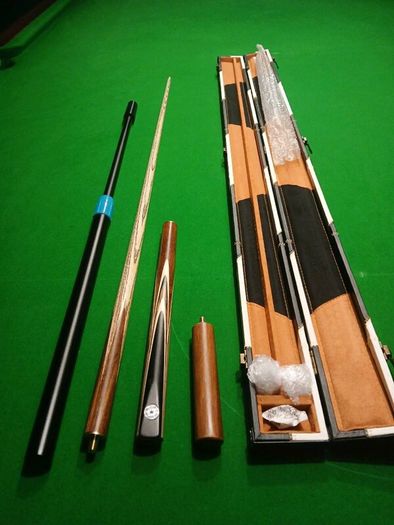 4 piece snooker/pool cues set