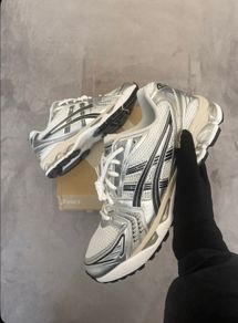 ASICS Gel Kayano 14