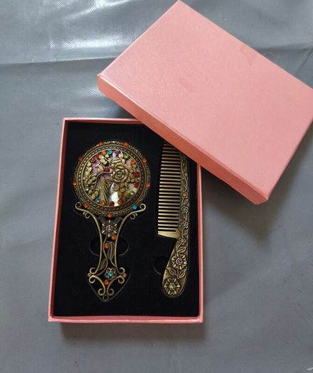 vintage comb