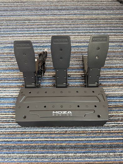 Moza R3 +Kit