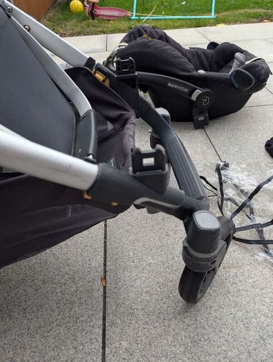 UPPAbaby Vista (2018/2019) Complete Travel System Bundle + Extras