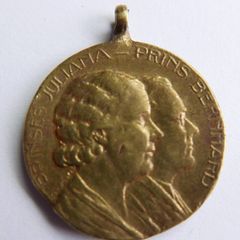 Netherlands 1937 Princess Juliana & Prince Bernhard Wedding Medal