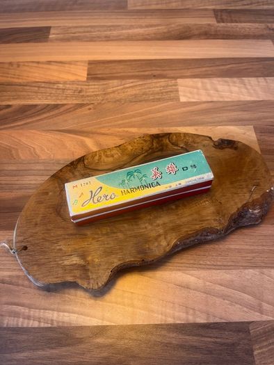 Vintage Hero Harmonica