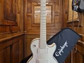Epiphone Matt Heafy Snofall Les Paul Custom 2017