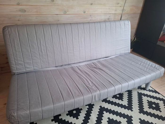 Sofa bed: Ikea Beddinge