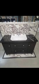Stunning roca  carmen 1300 unit ,tap, and tall unit