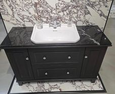 Stunning roca  carmen 1300 unit ,tap, and tall unit