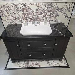 Stunning roca  carmen 1300 unit ,tap, and tall unit